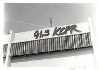 KCPRsign-GRCbuilding-KDphotoBW89or90