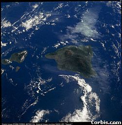 HawaiiMauiFromSpace.jpg